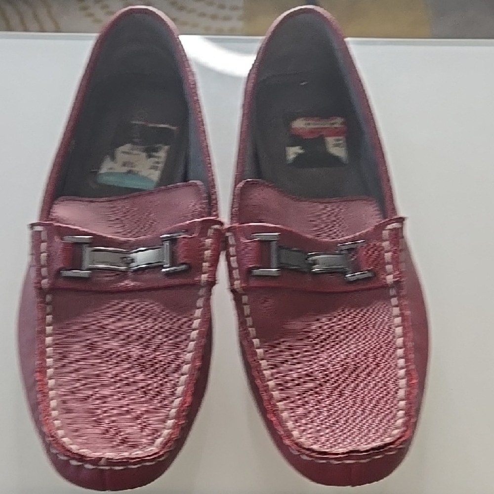 Calvin Klein Men's Burgundy Slip-On Loafers with Metal Bit